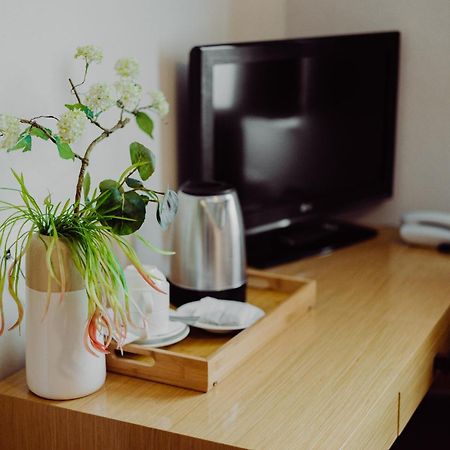 Hotel Bonsai ニエムツァ エクステリア 写真