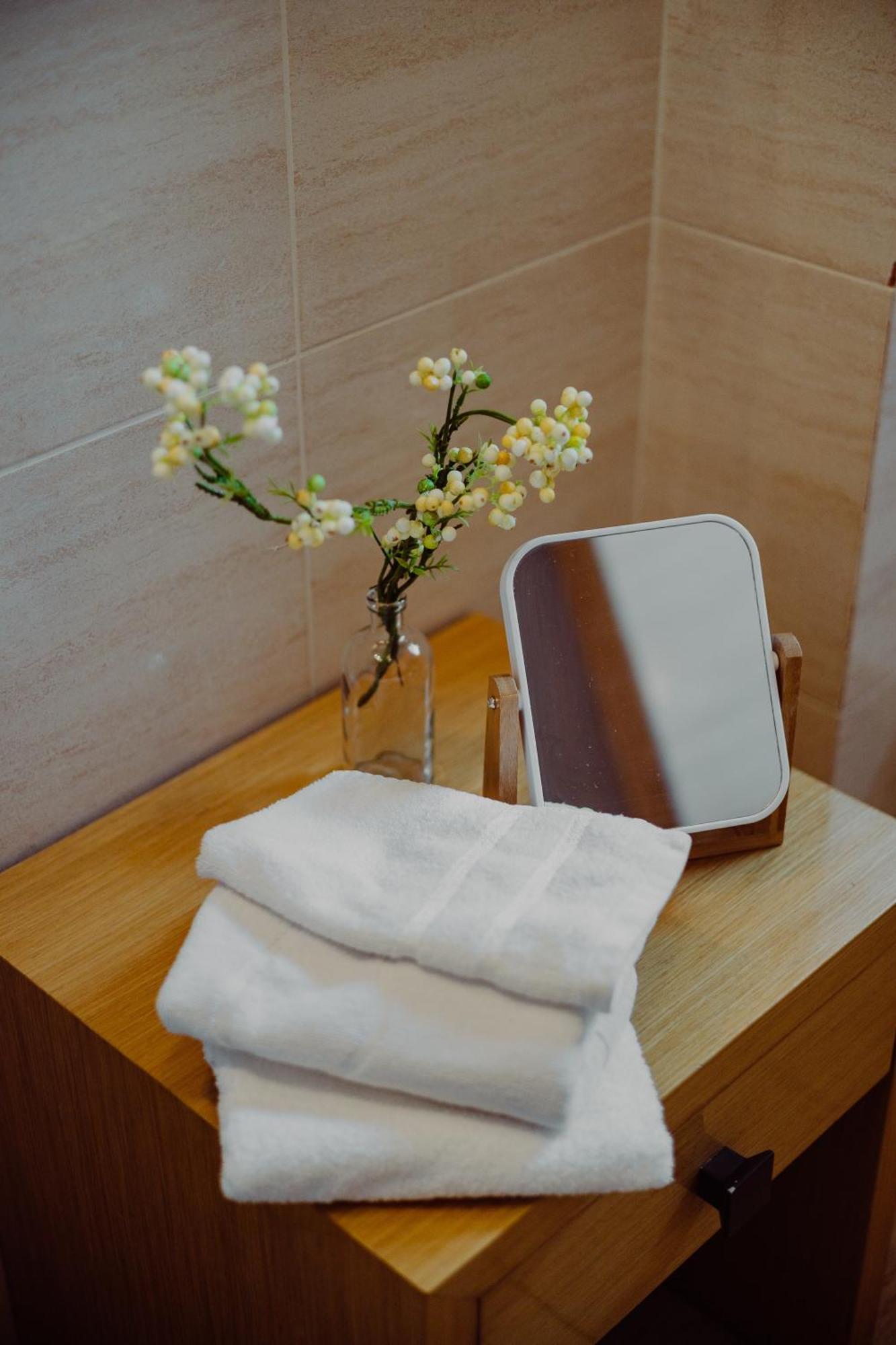 Hotel Bonsai ニエムツァ エクステリア 写真