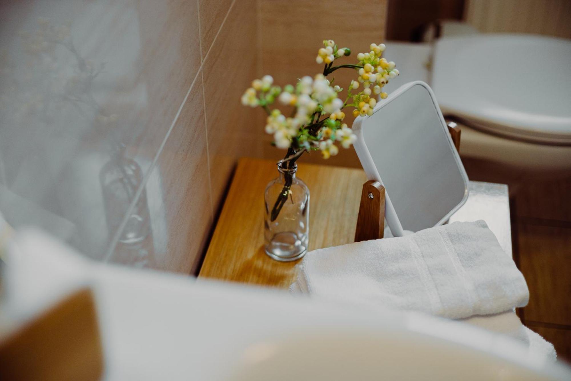 Hotel Bonsai ニエムツァ エクステリア 写真